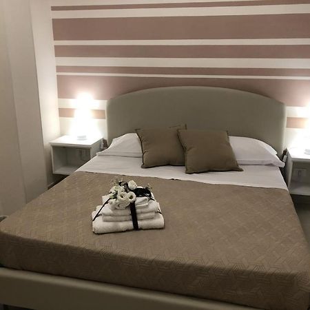 Bealu Bed & Breakfast Syracuse ภายนอก รูปภาพ